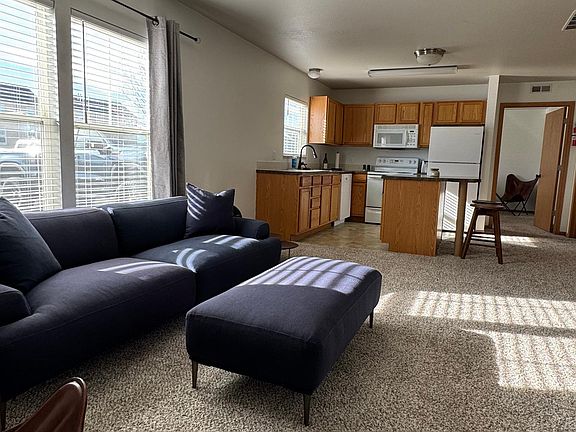 3rd image of 517 Mitchell St #5