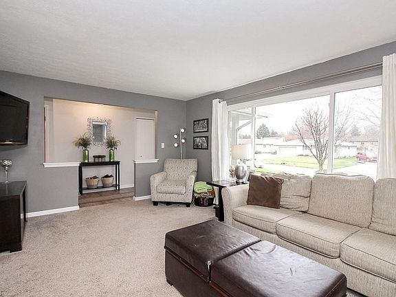 3rd image of 3307 Tyler Dr