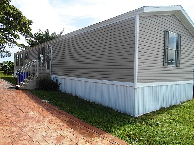 1st image of 107 NW 50th Ct