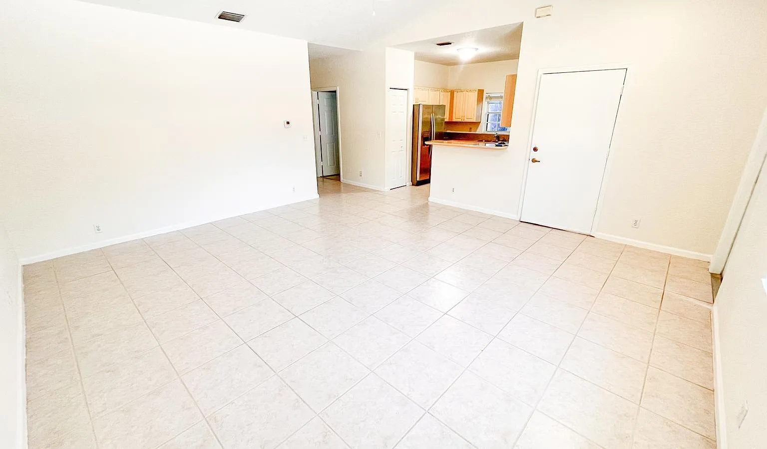 2 bed, 2.0 bath, 1100 sqft, $2,595 — Photo 3