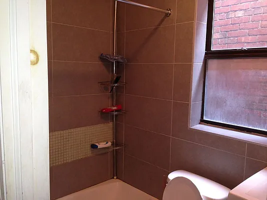 Rented by Brooklyn Group | media 32