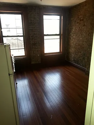 Rented by Allen Harris, LREB | media 18