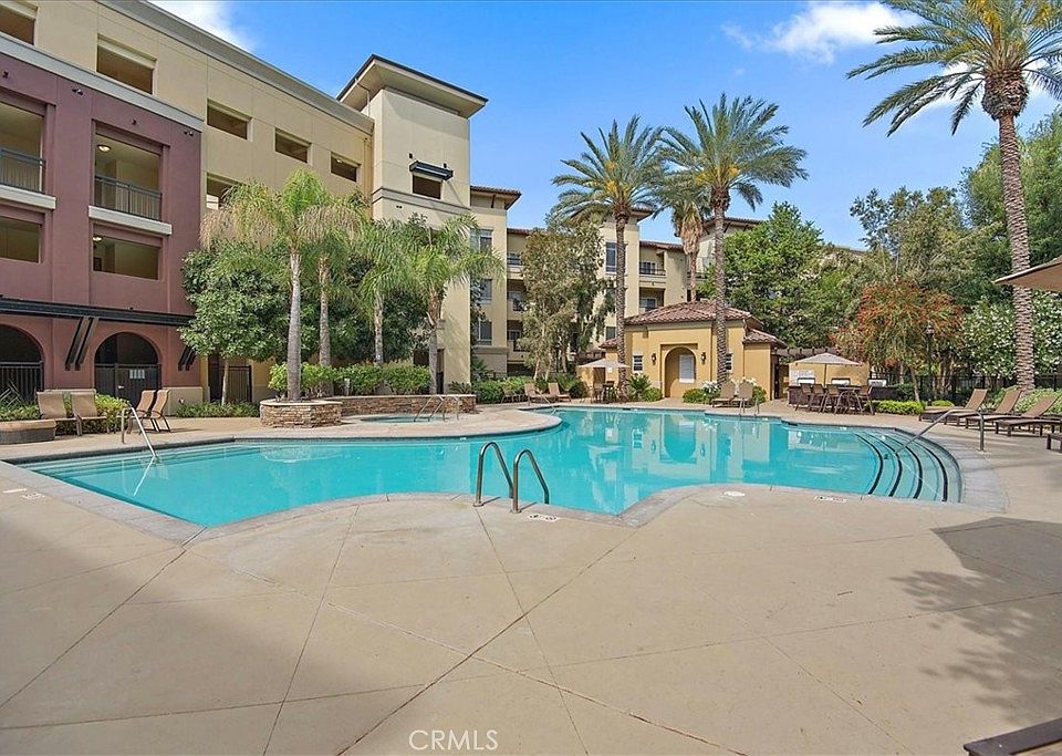 24545 Town Center Dr APT 5105, Santa Clarita, CA 91355 | MLS # ...