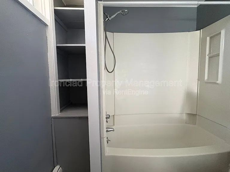 35 Warwick St #31 — Photo 6