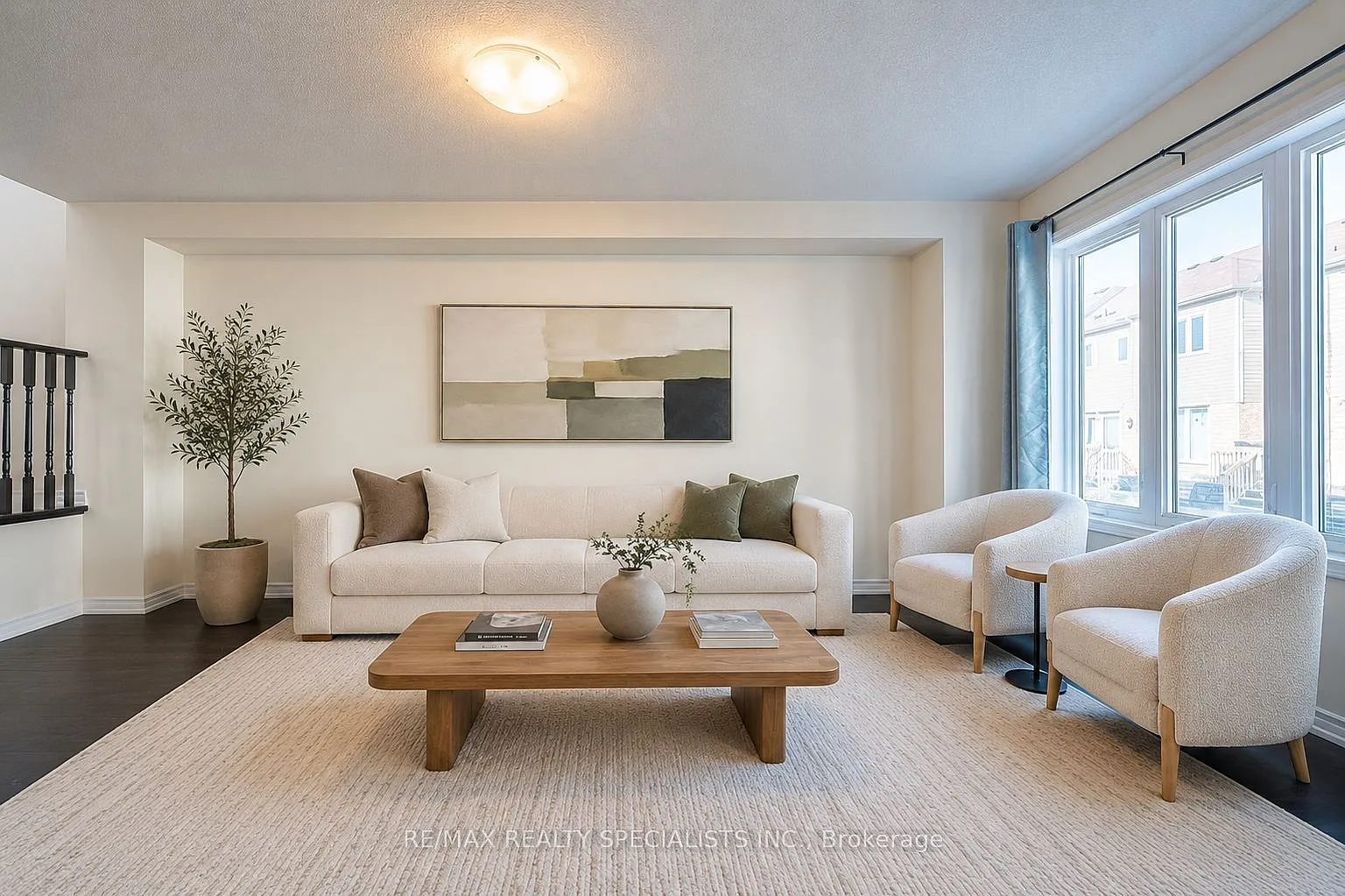 4 bed, $2,700 — Photo 3