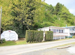 3208 Shoreline Dr, Camano Island, WA 98282