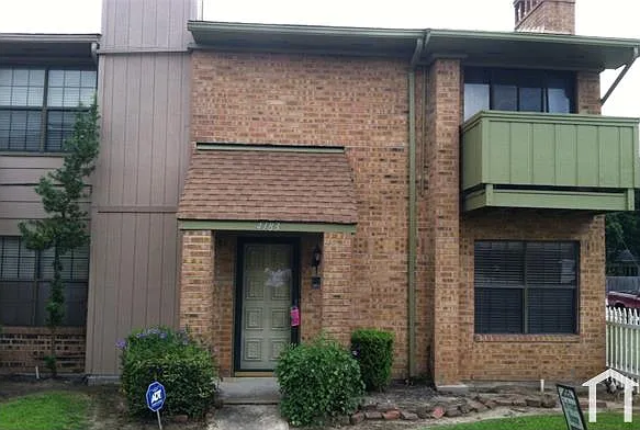4153 Arthur Ln — Photo 3