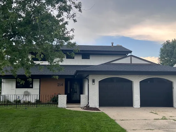 214 Cambridge Ln, Bloomingdale, IL 60108