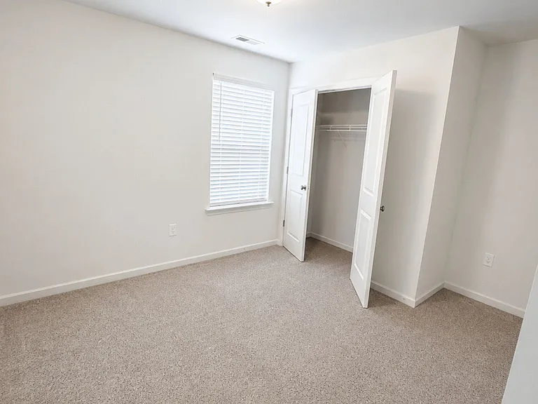 1144 Thayer Glen Ct — Photo 11