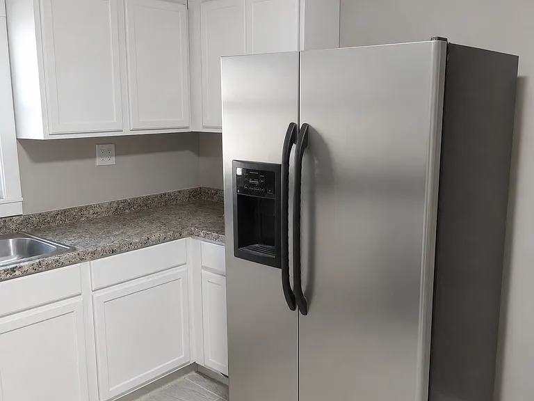 1501 Eldorado St — Photo 2