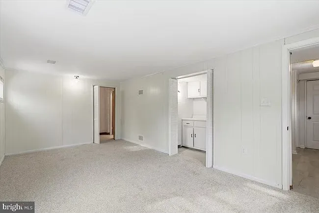 9704 Lorain Ave — Photo 7