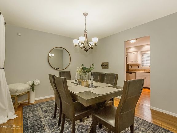 5th image of 39 Eagle Ln