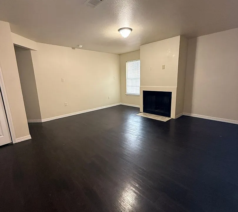 1336 Jade Ave