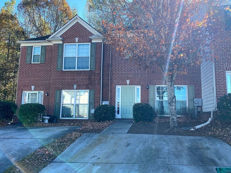 1st image of 2714 Parkway Trl
