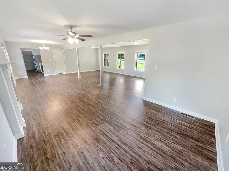5503 Janice Ln — Photo 6