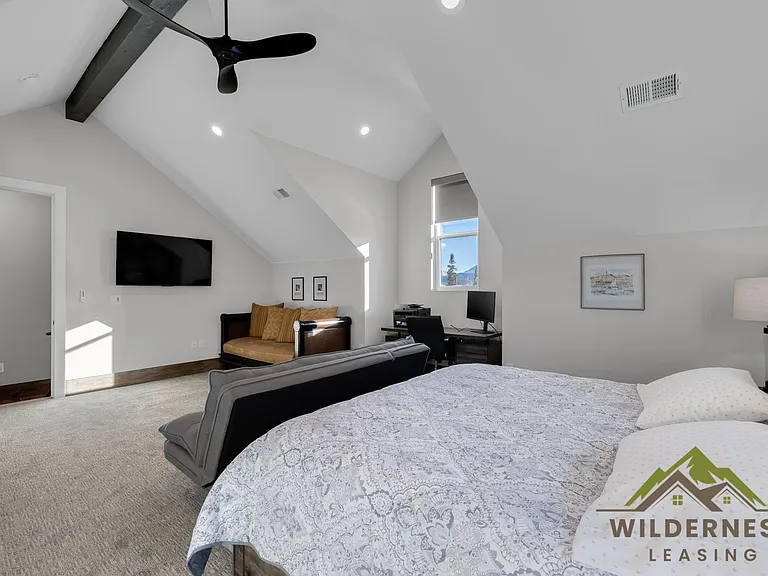 332 Lake View Dr — Photo 13