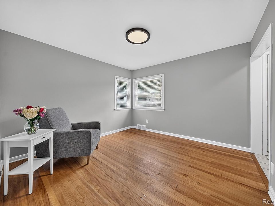 431 N Edgeworth Ave, photo 10