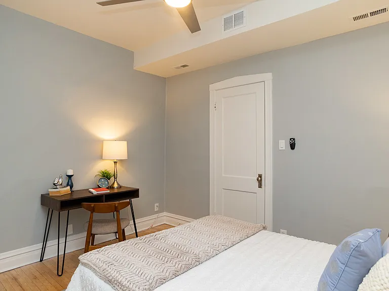 3734 N Racine Ave #2 — Photo 24