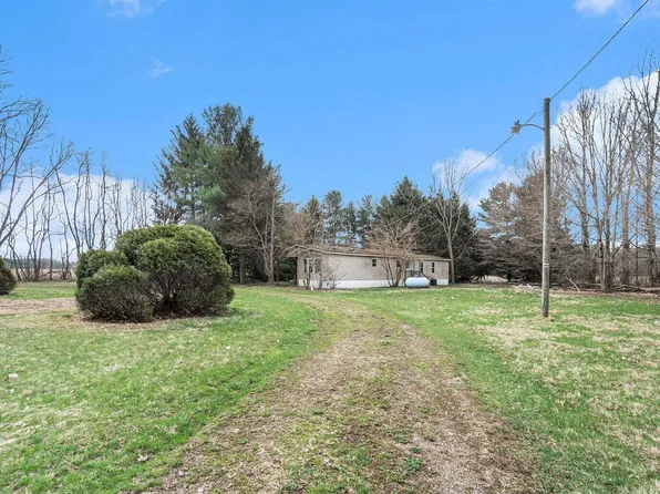 17817 Dewey Lake St, Marcellus, MI 49067