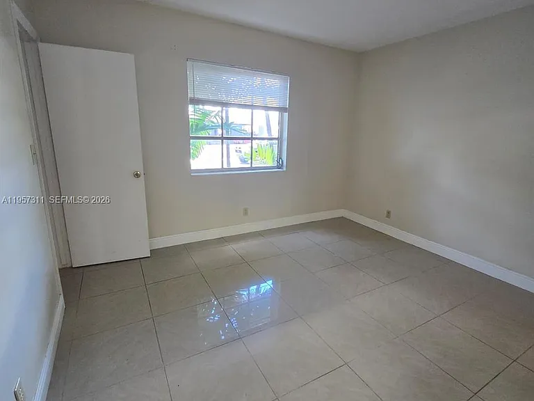 2424 SE 17th Cswy #110B — Photo 11