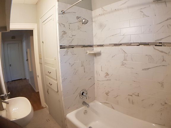 5th image of 806 E Dean Keeton St #A
