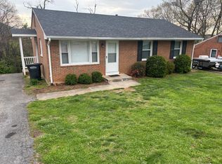 725 Ramada Rd, Vinton, VA 24179