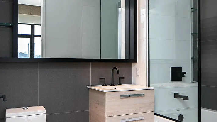 Rented by Nooklyn NYC LLC | media 136