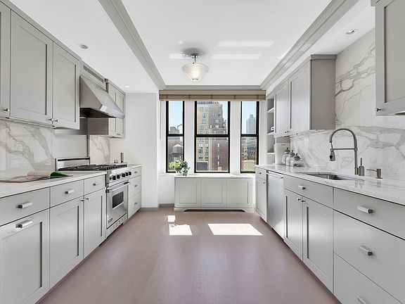 2nd image of 21 E 90th St #14C