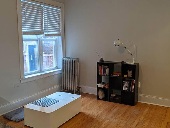 4th image of 1611 N Richmond St APT 1