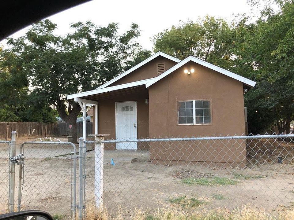 2nd image of 1621 N Highland Ave