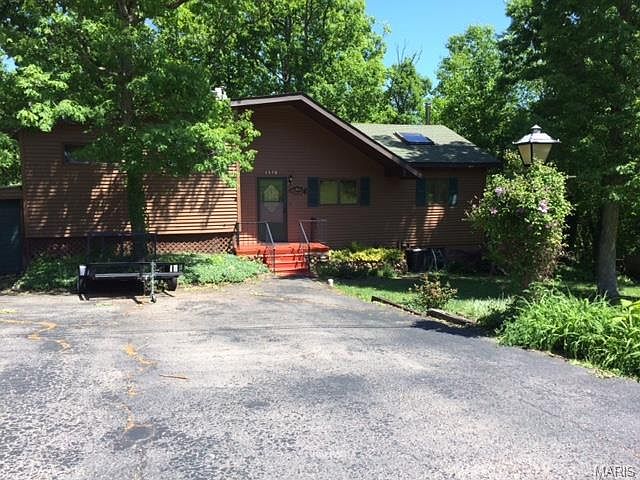 1st image of 1370 Lakeshore Dr