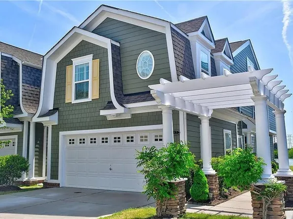 212 Stowe Dr, Suffolk, VA 23435