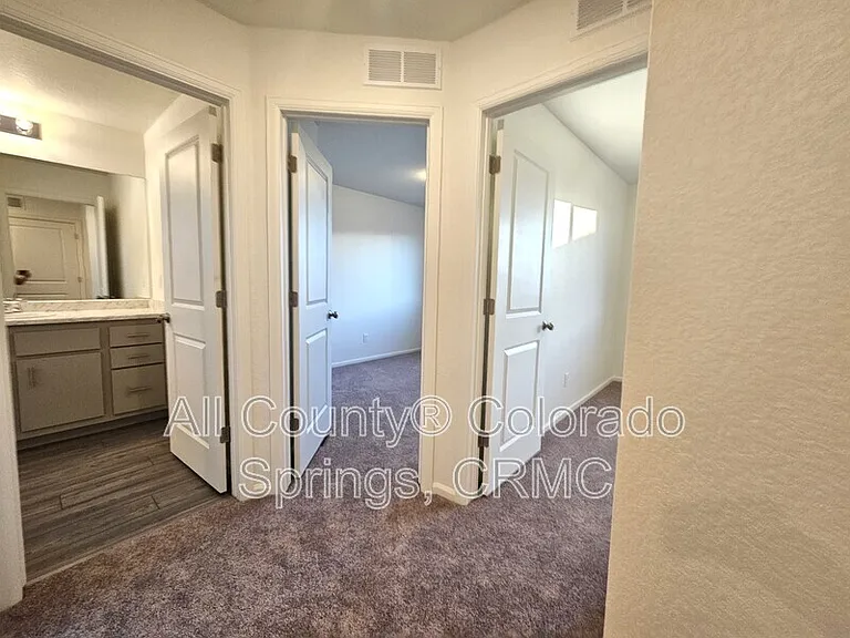 9256 Lytle Grv — Photo 14