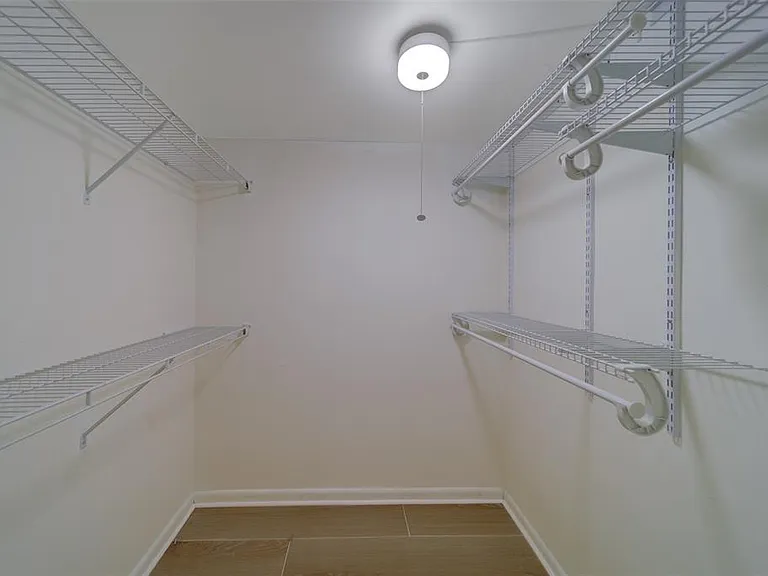 890 N Village Dr #103 — Photo 18