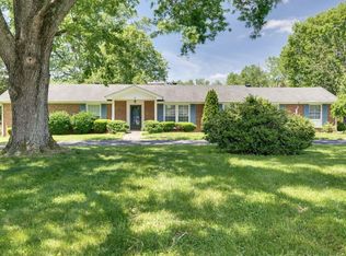 118 Richview Rd, Clarksville, TN 37043