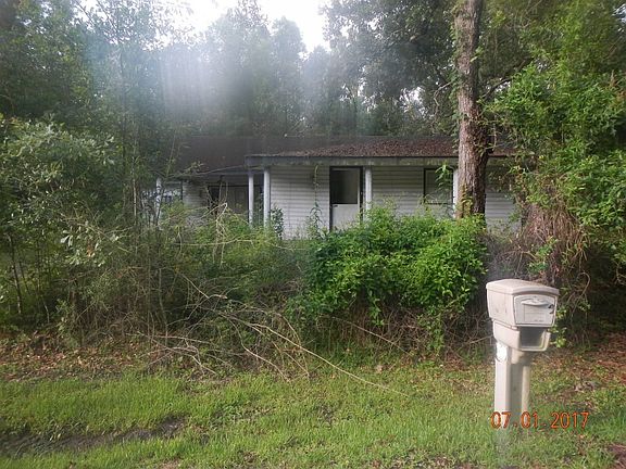 2nd image of 39316 Pine St
