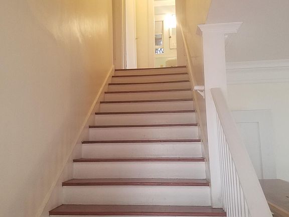 5th image of 645 N Dillon St