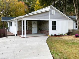 1445 N Hamilton St, High Point, NC 27262