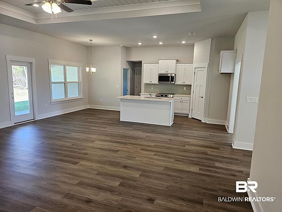5th image of 1625 Colony Parke Dr