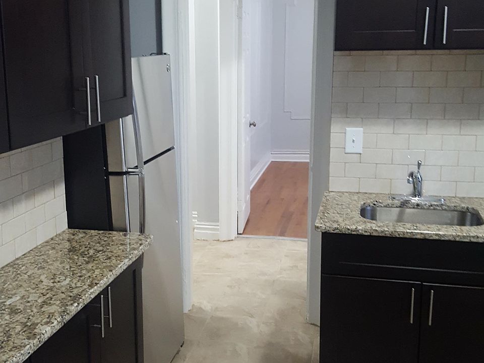 1st image of 111 61st St APT 3