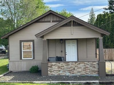 1115 S 20th Ave, Yakima, WA, 98902