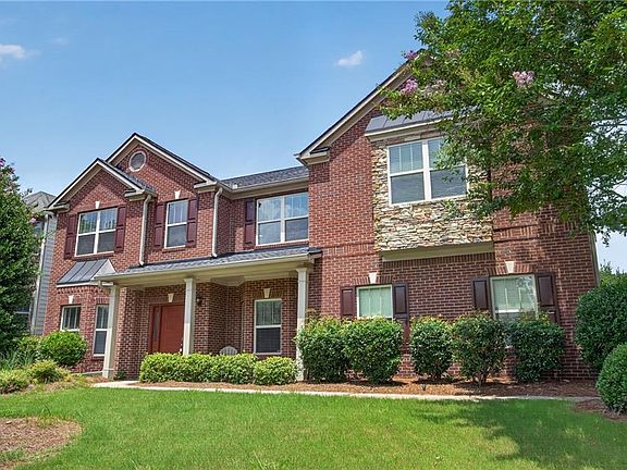 3rd image of 3831 Lake Haven Way