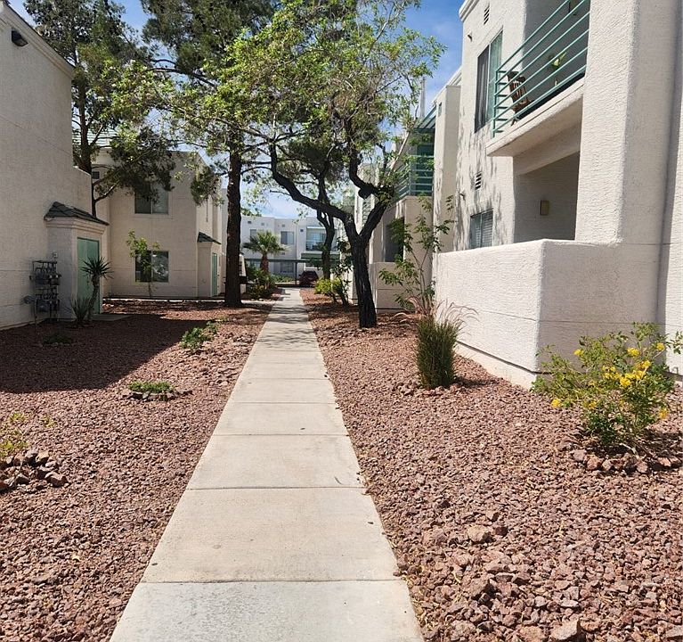 1st image of 7100 Pirates Cove Rd APT 1074