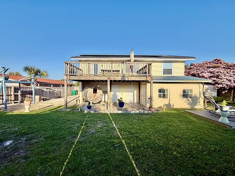 723 Sailfish Dr — Photo 35