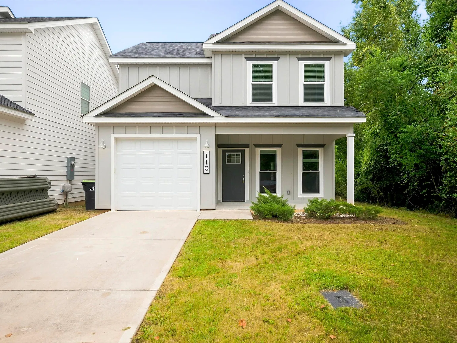 4 bed, 2.5 bath, 1692 sqft, $2,100 — Photo 3