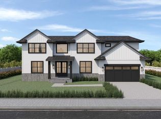 33 Center St, Cresskill, NJ 07626