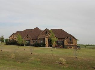 6120 High Meadows Dr, Krum, TX 76249