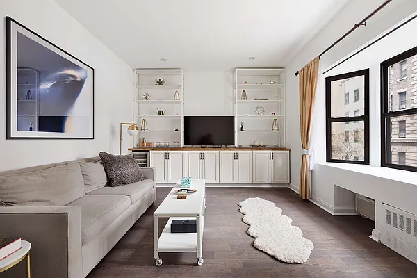 Sold by Compass | media 2