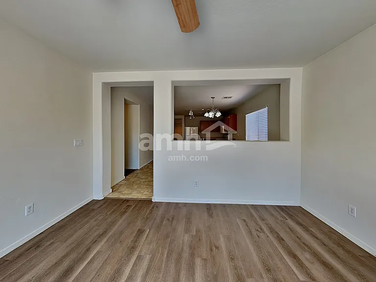 11635 W Retheford Rd — Photo 5