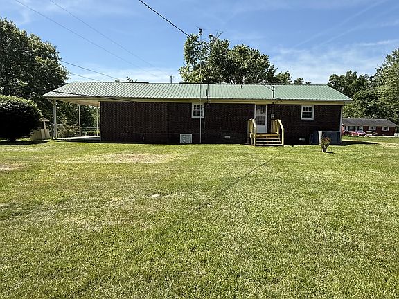 3rd image of 2119 Stevens Dr